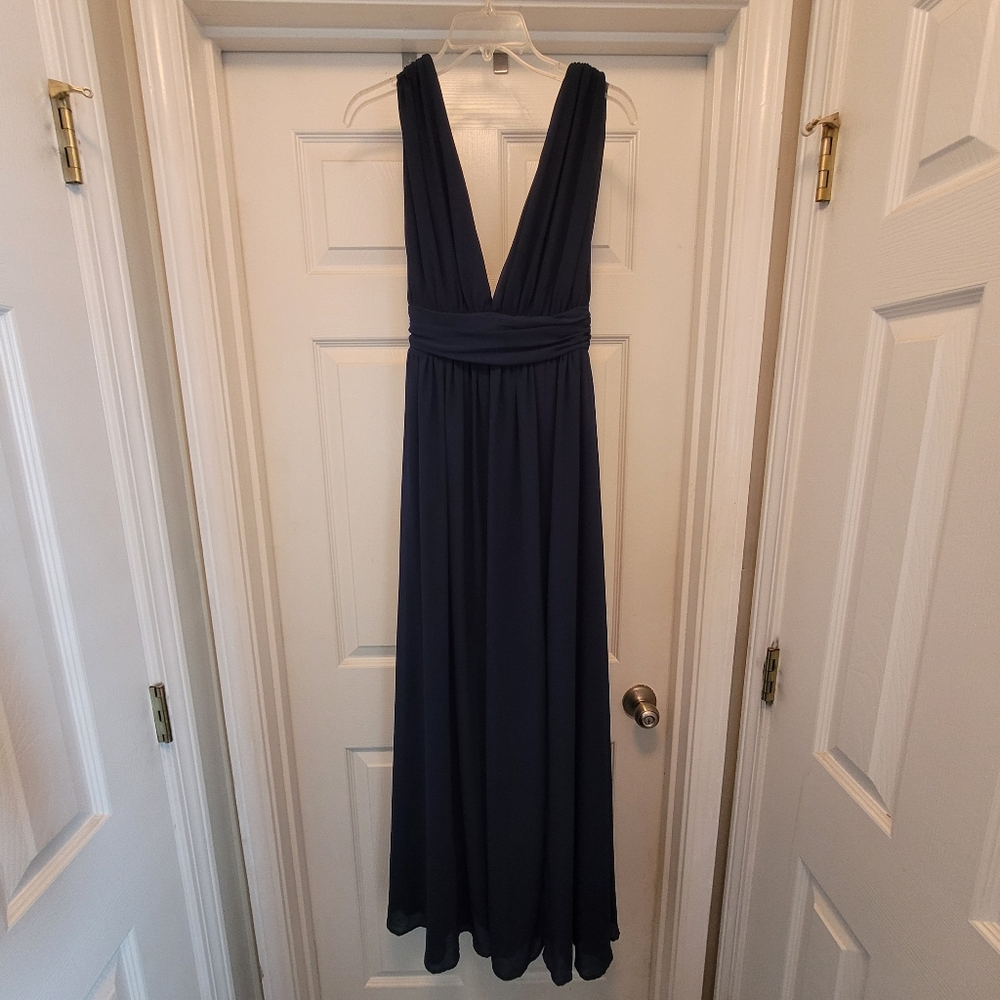 Elegant Navy Blue Evening Gown